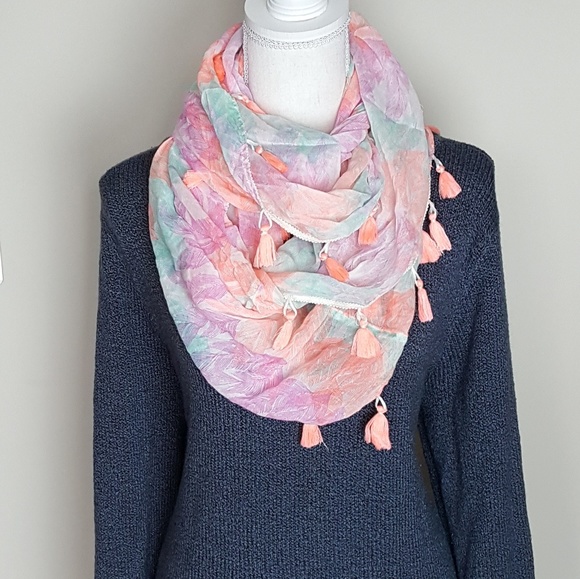 AMERICAN EAGLE OUTFITTERS Accessories - AOE Scarf